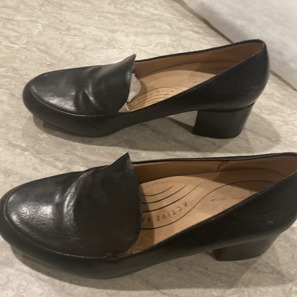 Slip on loafers - Picture 2 of 2